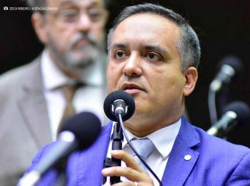 TSE cassa deputado federal por infidelidade partidária