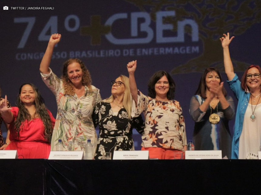 Em evento com profissionais da Enfermagem, Nísia Trindade reforça compromisso com a implantação do Piso