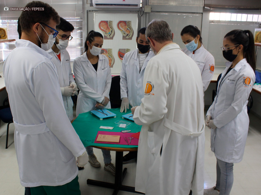 Processo seletivo aberto para preceptoria nos cursos de graduação da Escs