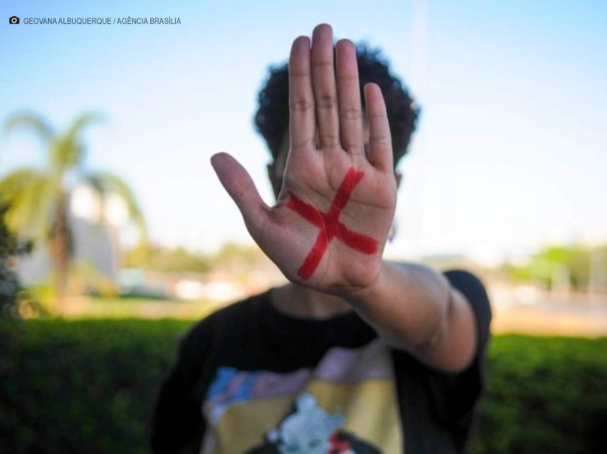 Lançada campanha de conscientização pelo fim da violência contra a mulher