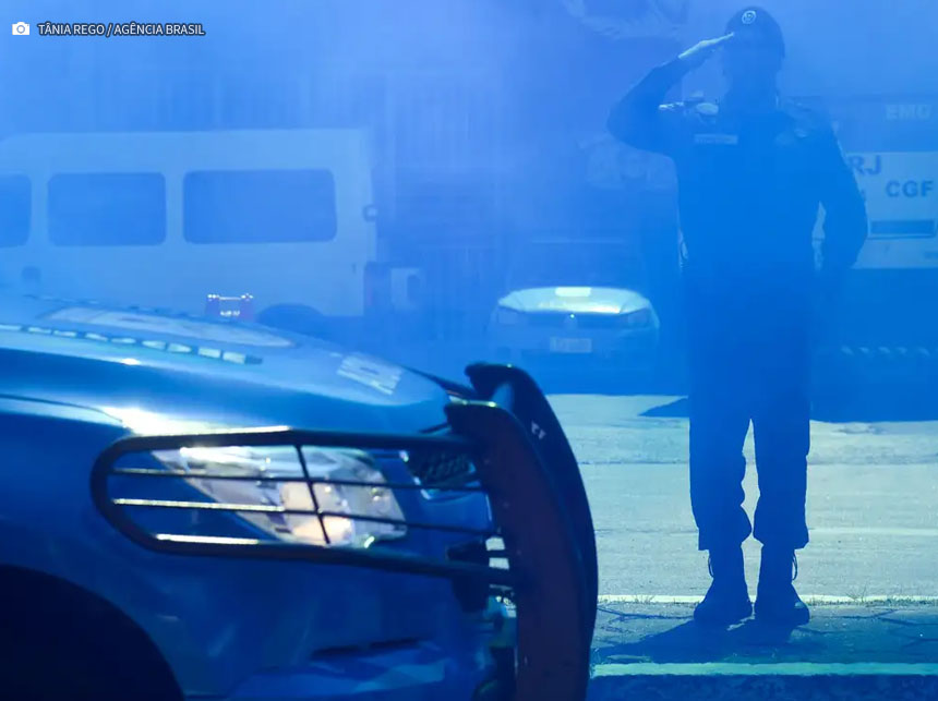 A cada 100 mortos pela polícia em 2022, 65 eram negros, mostra estudo