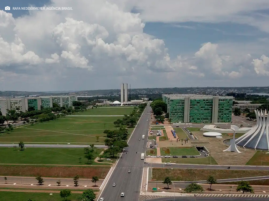 Governo propõe a servidores aumento em auxílios, sem reajuste salarial