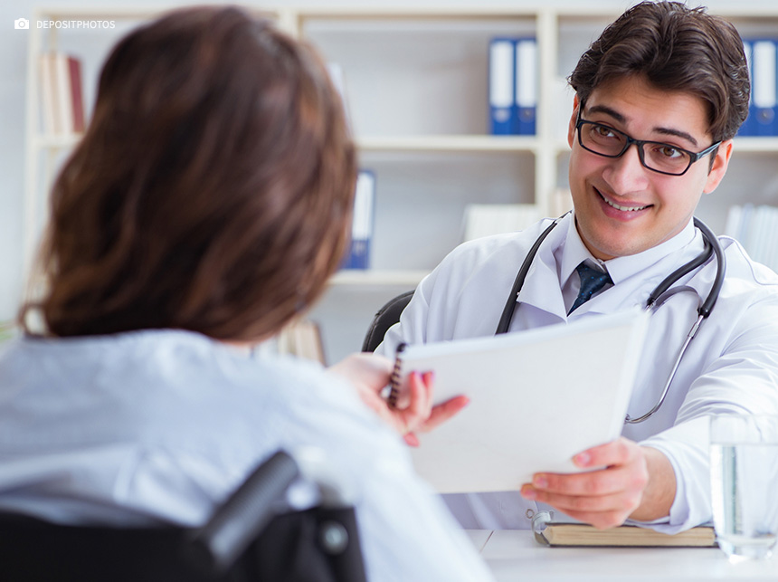Justiça proíbe CFM de punir médicos que divulgarem pós-graduação
