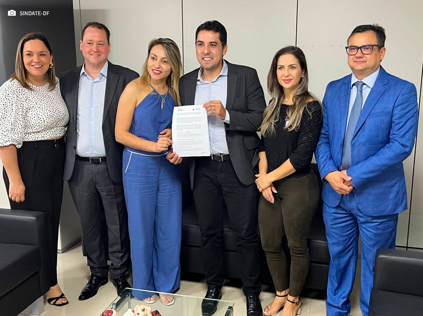 Sindate assina Acordo Coletivo do IGESDF com valorização sobre o piso da enfermagem