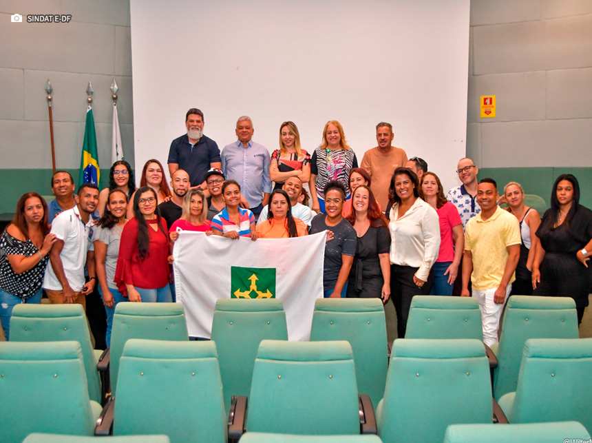 Técnicos de Enfermagem da rede privada do DF aprovam em assembleia proposta do piso salarial