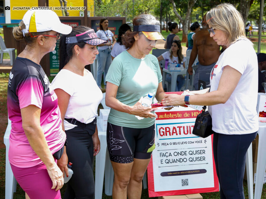 Mais de 700 autotestes de HIV são distribuídos no Parque da Cidade