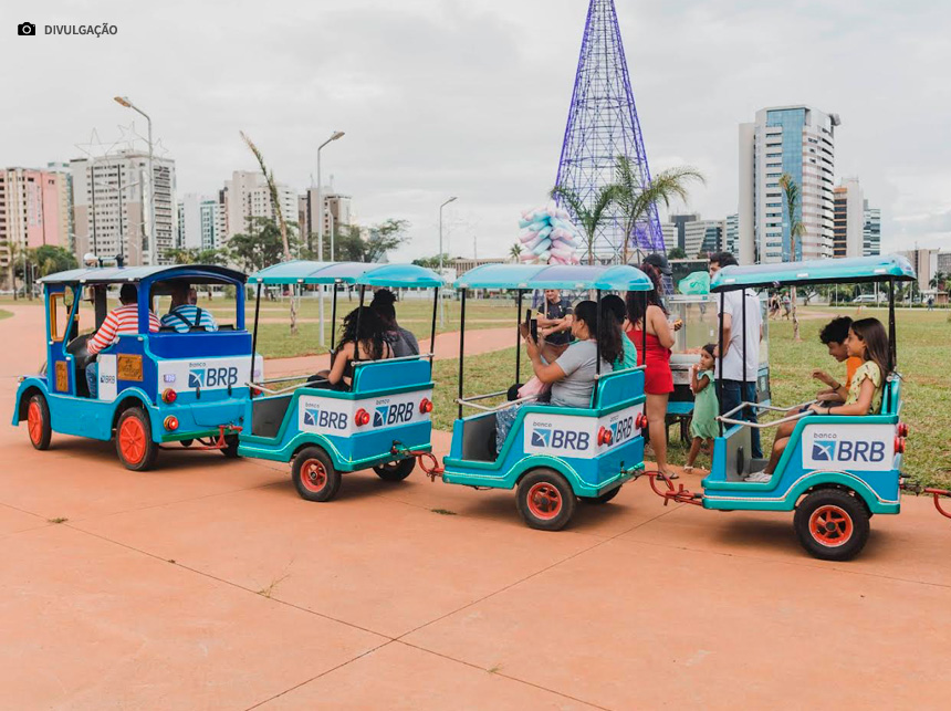 Até o 7 de janeiro, a Torre de TV se ilumina com atrações para a família