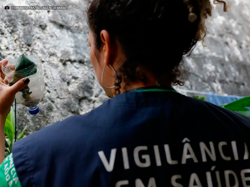 Com 32,3 mil casos prováveis, MG deve atingir pico da dengue em março