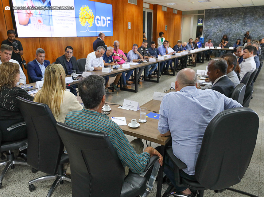 Celina Leão mobiliza governo, investe R$ 8 milhões na contratação de 150 agentes no combate à dengue e pede colaboração da população