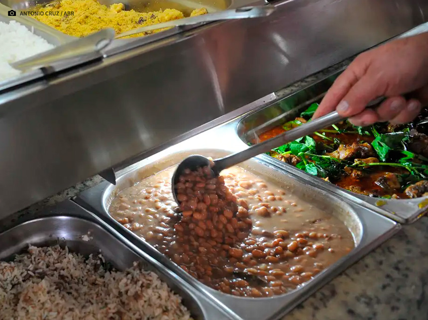 Dieese: preço da cesta básica diminuiu em 15 capitais em 12 meses