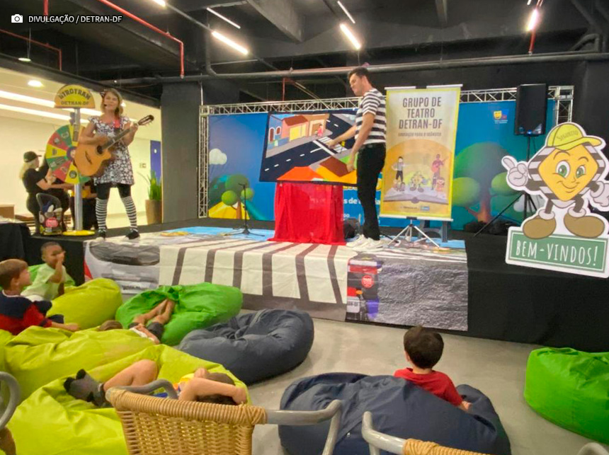 Detran-DF realiza dia cheio de ações educativas de trânsito no DF