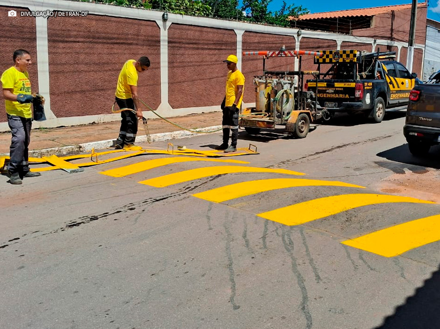 Quebra-molas são instalados em trechos de Sobradinho II