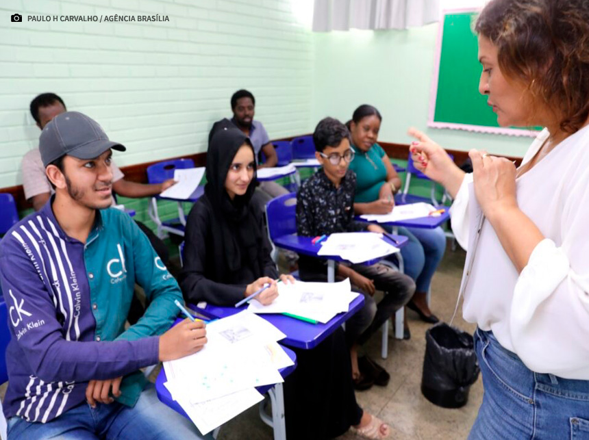 Servidores do GDF terão bolsa de 40% em aulas de idiomas
