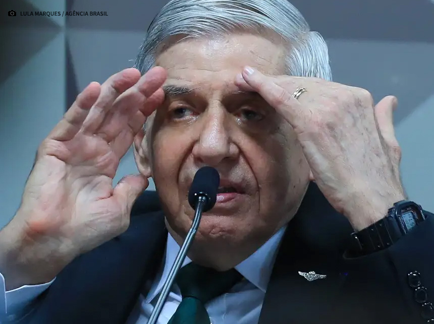 Heleno é intimado a depor em investigação sobre Abin