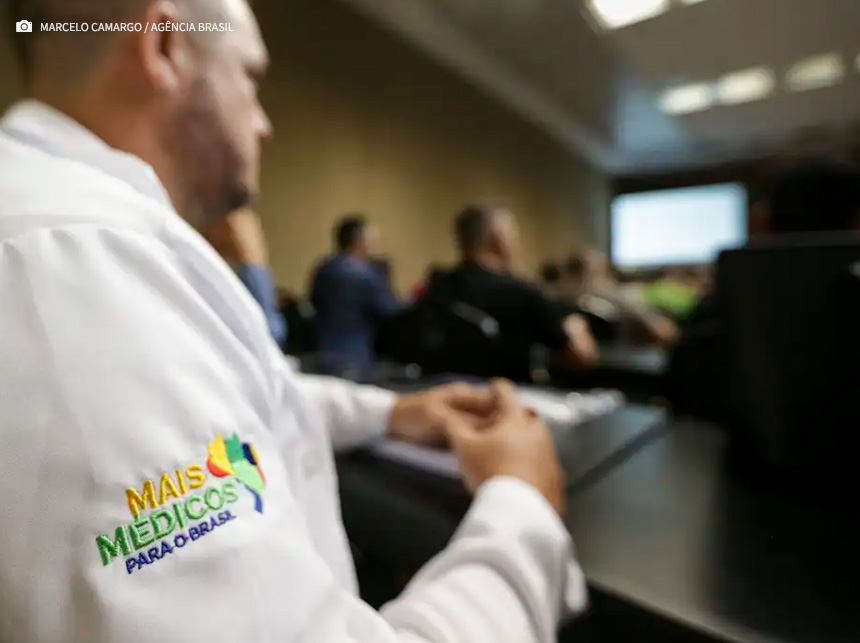 Número de profissionais que atuam no Mais Médicos aumenta 105% em 2023