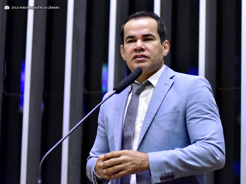 Projeto assegura entrega de emissão de passagem aérea ao cliente, por agência de turismo, em até 24 horas após pagamento