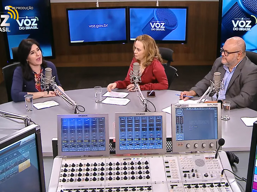 Recursos para pagar pisos salariais da Enfermagem e da educação estão garantidos, aponta Simone Tebet