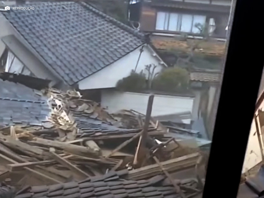 Terremoto de magnitude 7,6 da Escala de Richter atinge costa oeste do Japão