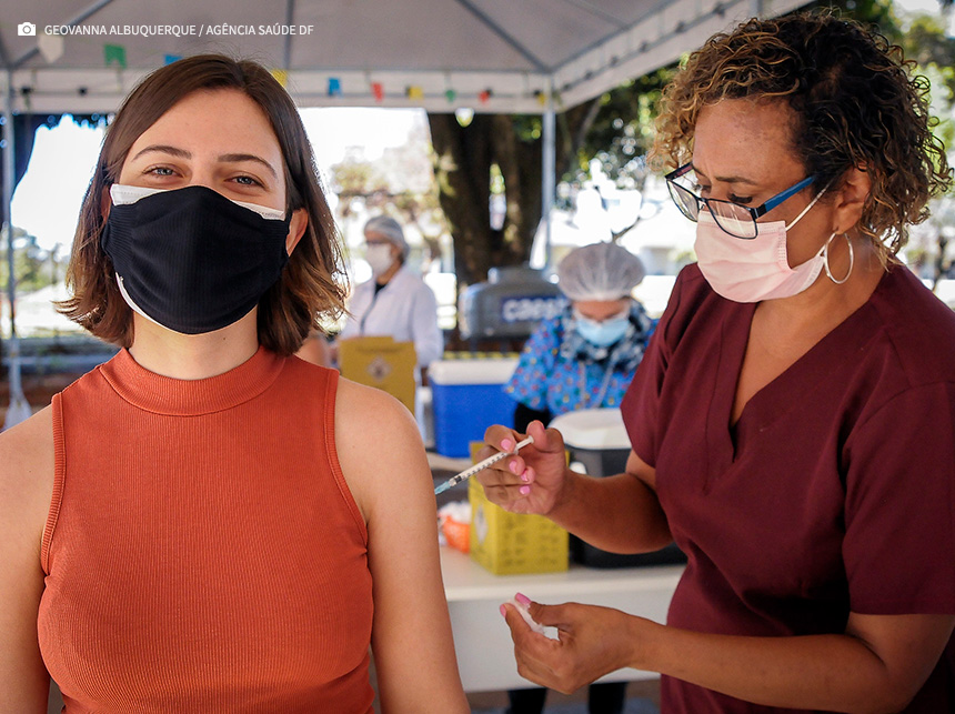 Dezenove Regiões Administrativas terão vacinação neste sábado (6)