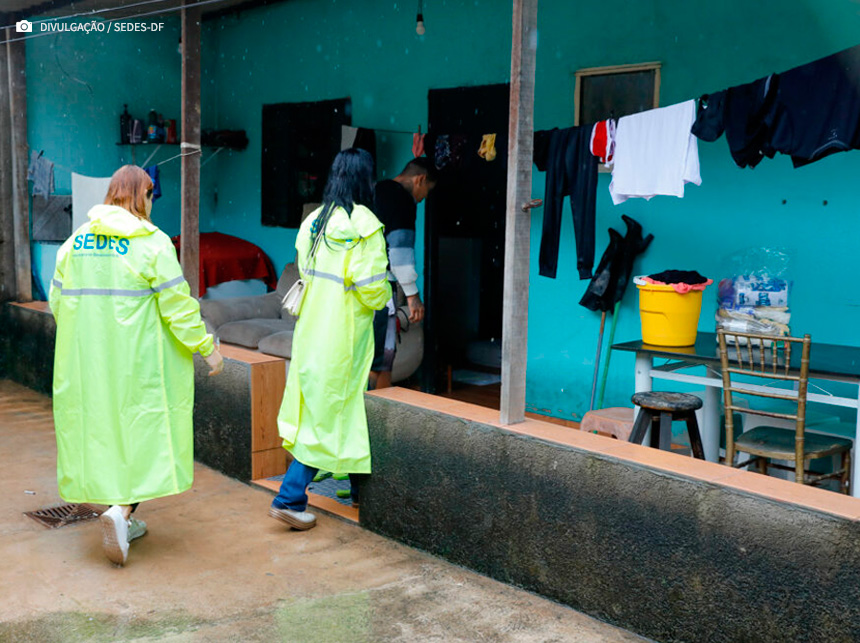 Benefícios amparam 180 famílias atingidas pelas chuvas na Vila Cauhy
