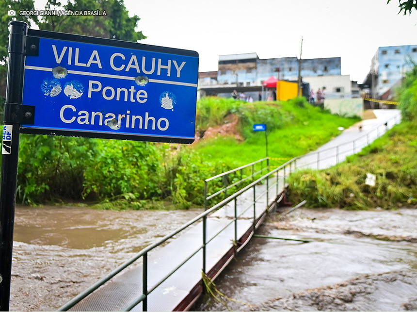 Saúde presta assistência à população afetada pela chuva na Vila Cauhy