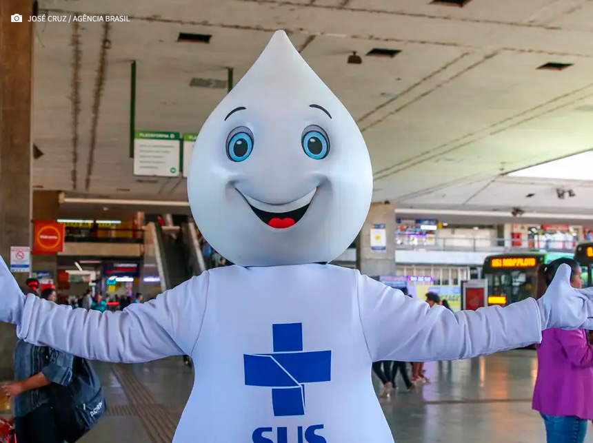Brasil recebe primeiras doses da vacina do SUS contra dengue
