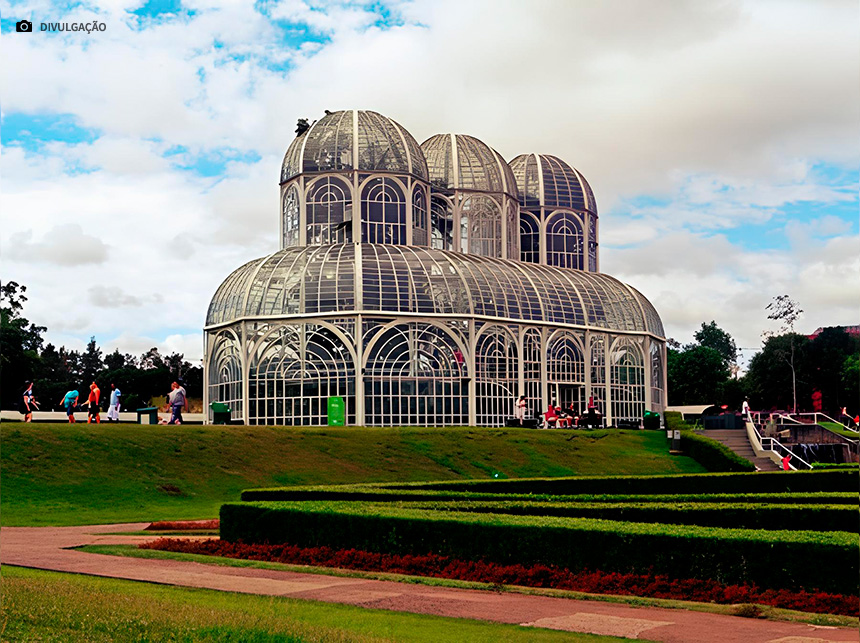 Curitiba: Férias com verde nos quatro cantos