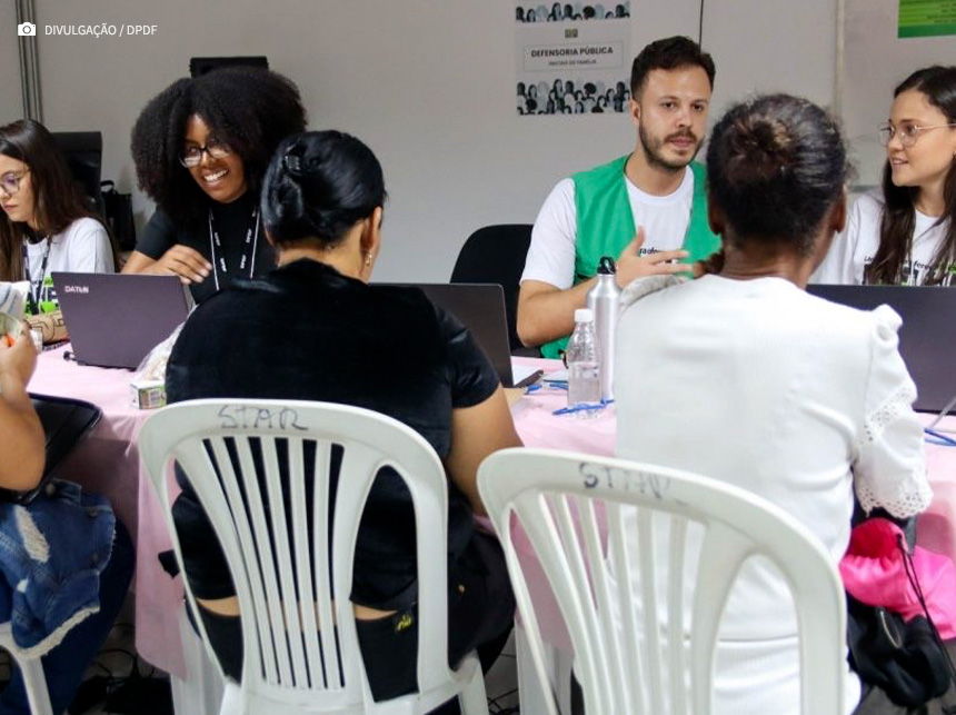 Assistência jurídica, vacinação e exames para mulheres nesta segunda (5)