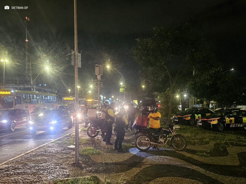 Detran-DF: Operação Sossego aborda 270 motociclistas em Ceilândia