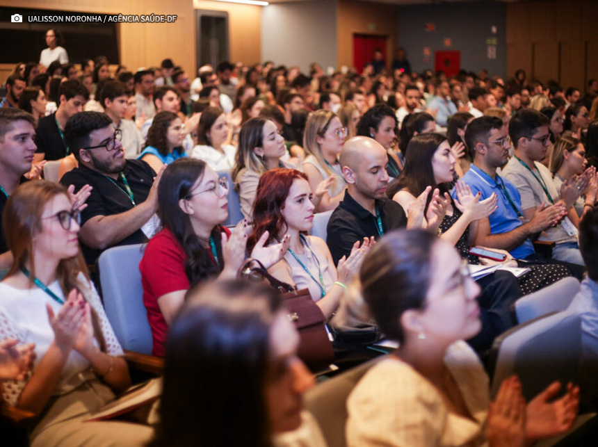 Evento recepciona 450 médicos para programas de residência no DF