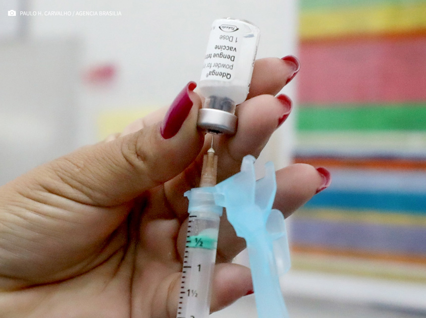 São Paulo começa a vacinação de 10 a 14 anos contra a dengue
