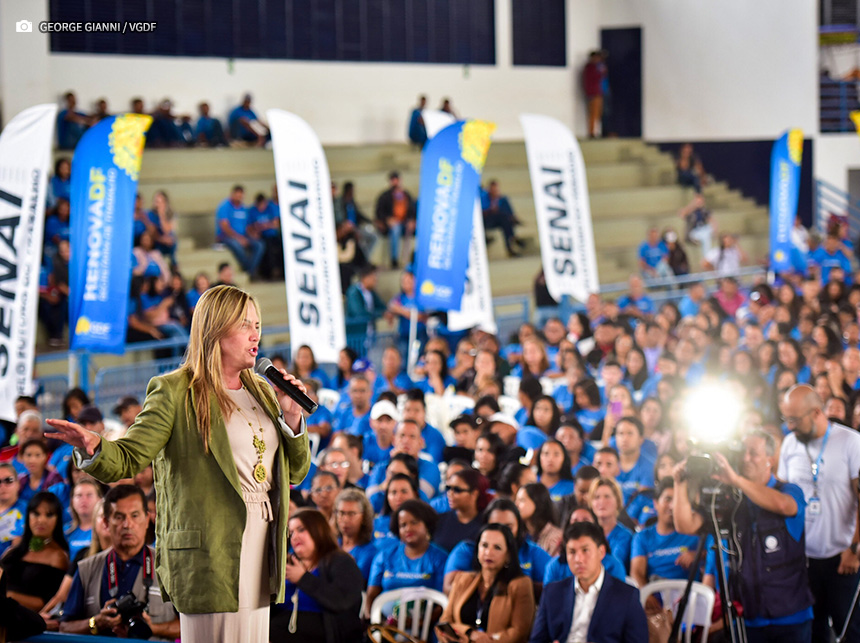 RenovaDF forma mais 2,3 mil alunos e recupera 169 equipamentos públicos