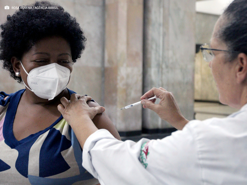 Fiocruz alerta para circulação simultânea da covid-19 e gripe