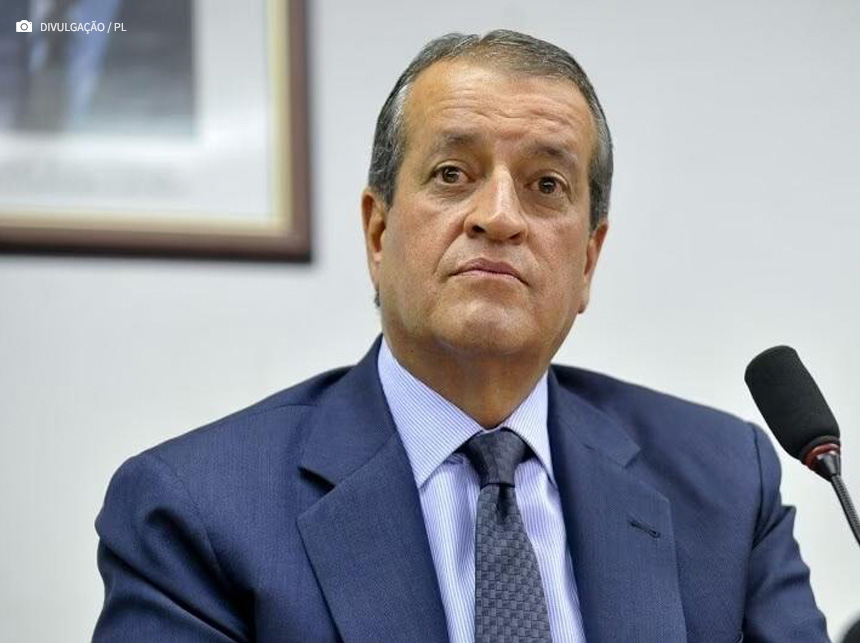 Após parecer da PGR, Valdemar Costa Neto tem liberdade provisória concedida por Moraes