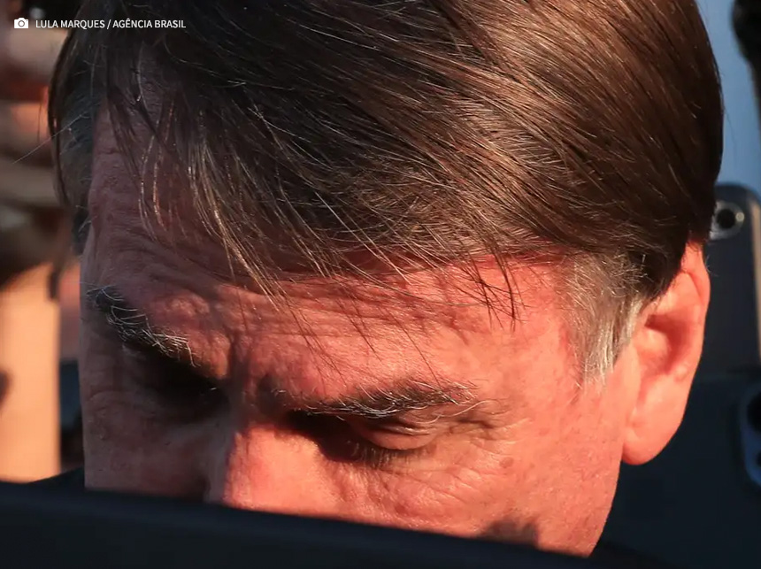 Moraes dá 48 horas para Bolsonaro explicar visita à embaixada húngara