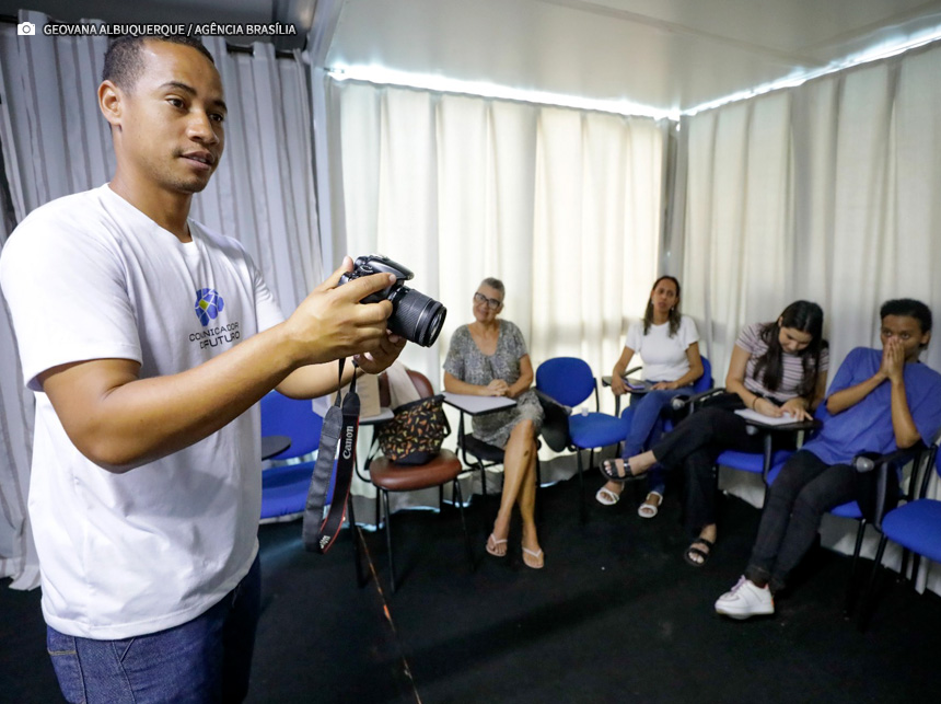 Projeto Comunicador do Futuro chega à Estrutural com oficinas gratuitas