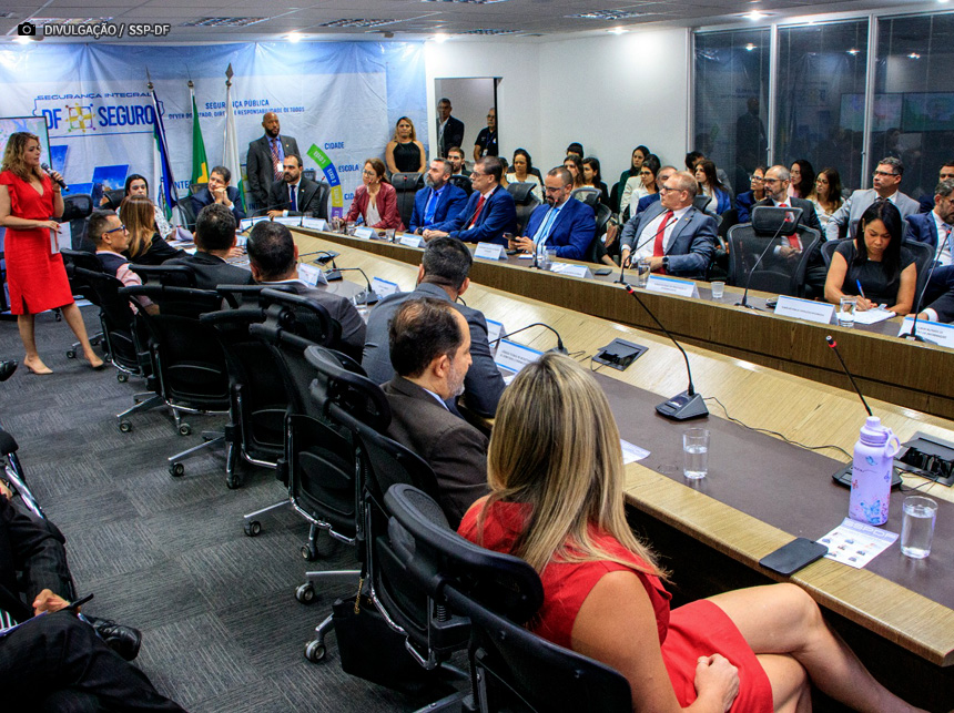 Prevenção à violência doméstica é tema de encontro com magistrados