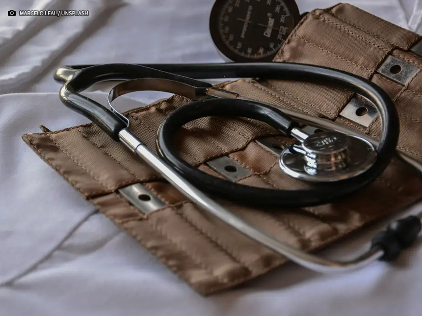 Brasil tem quase dois casos por dia de exercício ilegal da medicina