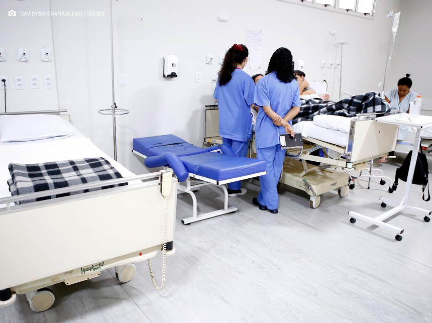 Ibaneis sanciona lei que transfere a gestão permanente do Hospital Cidade do Sol ao IGESDF