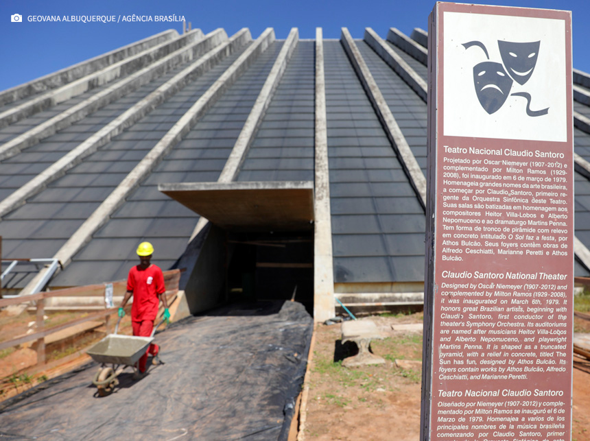 Sala Martins Pena já tem mais de 50% das obras concluídas