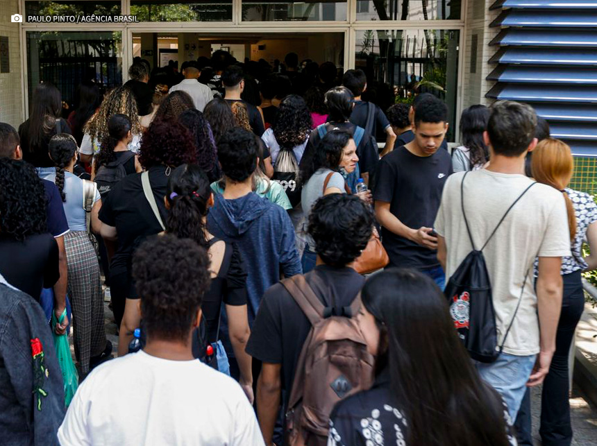 Pé-de-Meia: estudantes já podem saber se foram contemplados