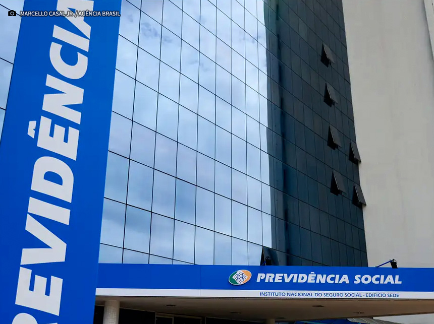 STF derruba tese da revisão da vida toda a aposentados do INSS