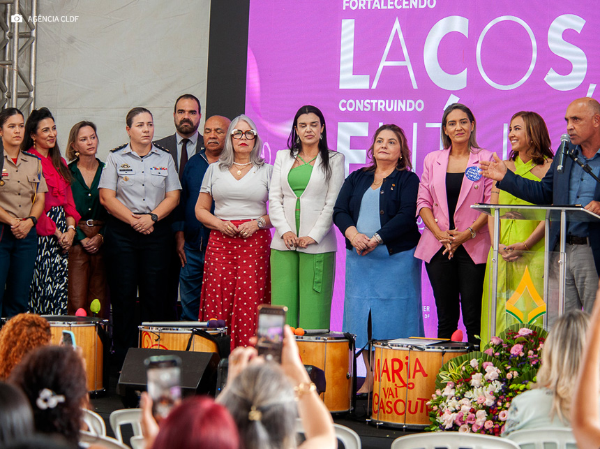 Em abertura da 1ª Semana da Mulher, participantes destacam sororidade e protestam contra o feminicídio