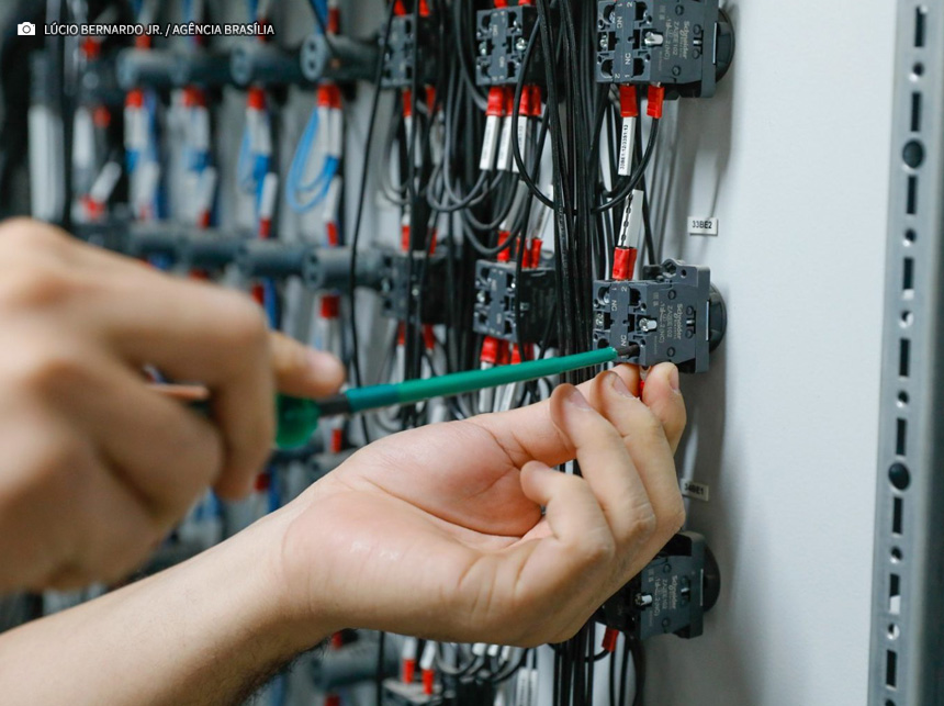 Setor de serviços é responsável por 95% da economia do DF