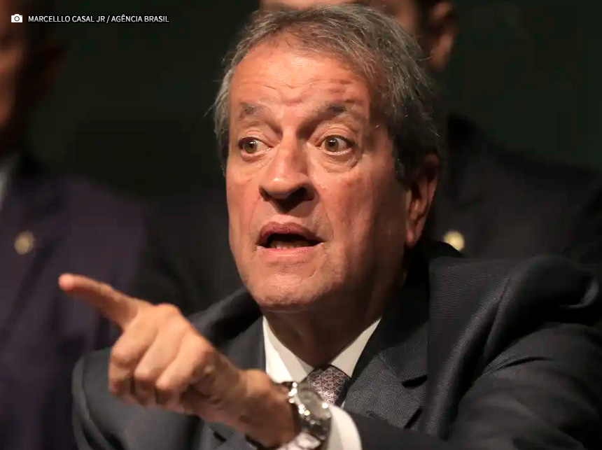 “Nunca presenciou nada que desabonasse o sistema eleitoral brasileiro” afirmou Costa Neto a PF, após questionar urnas nas eleições de 2022