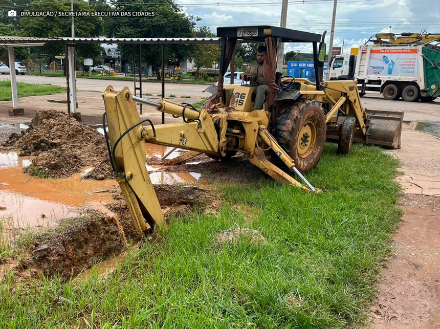 Equipes do GDF atuam para reduzir danos da chuva em Água Quente