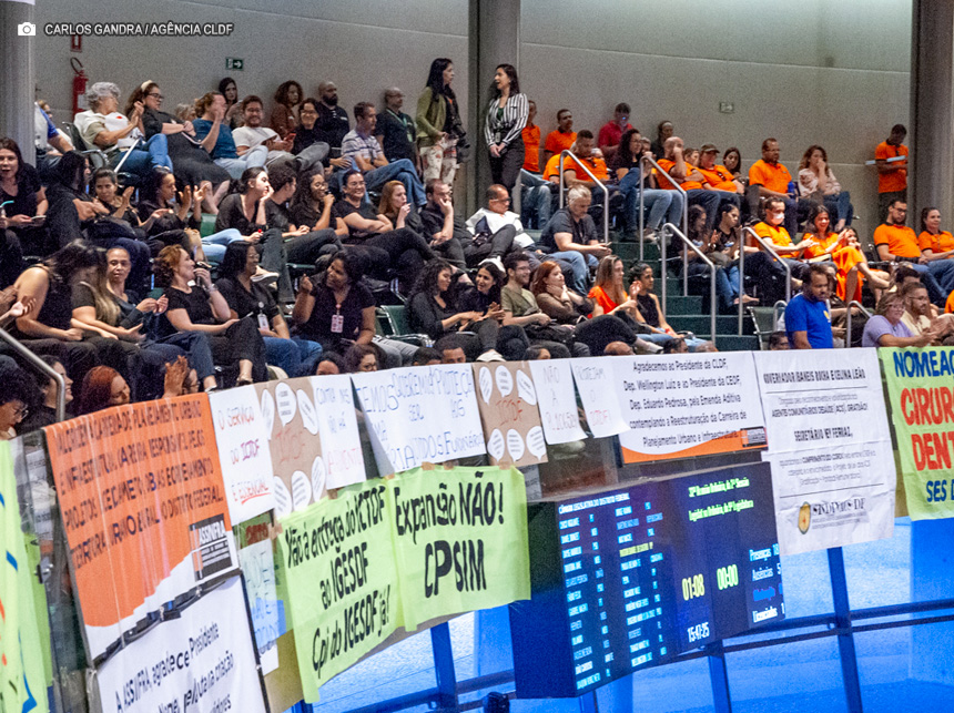 Alterações à LDO abrem caminho para nomeações e reestruturações de carreiras