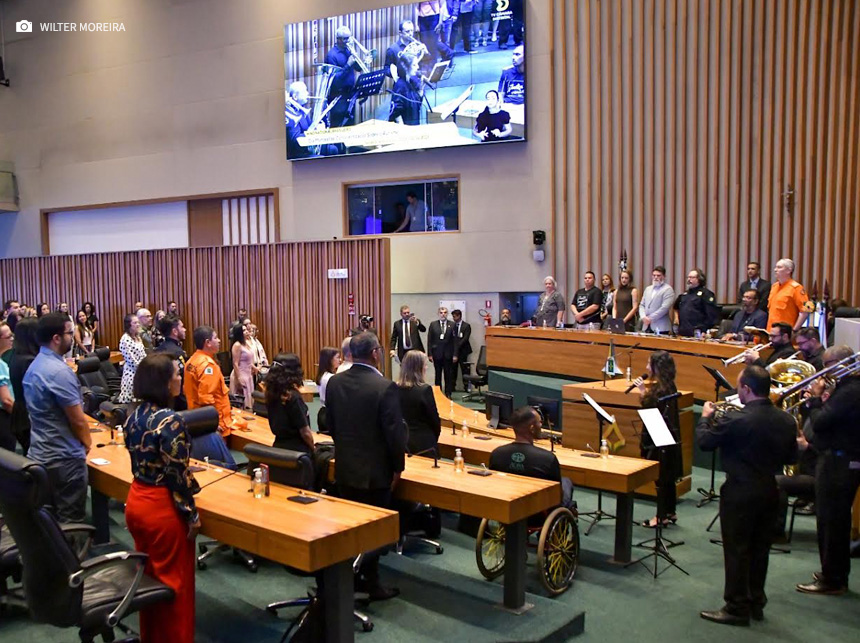 Equipe do HCB recebe homenagens pelo atendimento a casos de autismo