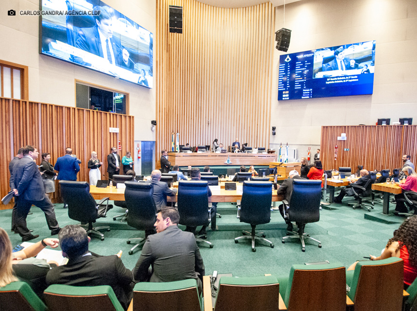 CLDF aprova R$ 28,4 milhões em favor de educadores sociais voluntários e Fundo Antidrogas