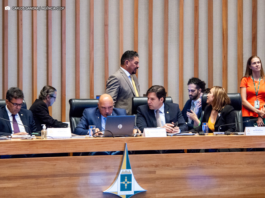 Câmara Legislativa viabiliza nomeação de 240 médicos concursados no DF